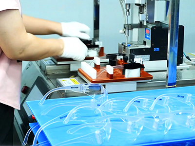 安全眼镜质量检验