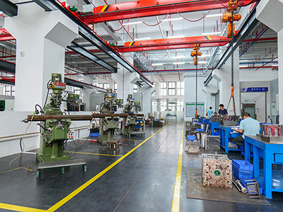 注塑成型车间