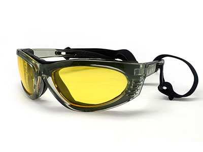 安全眼镜